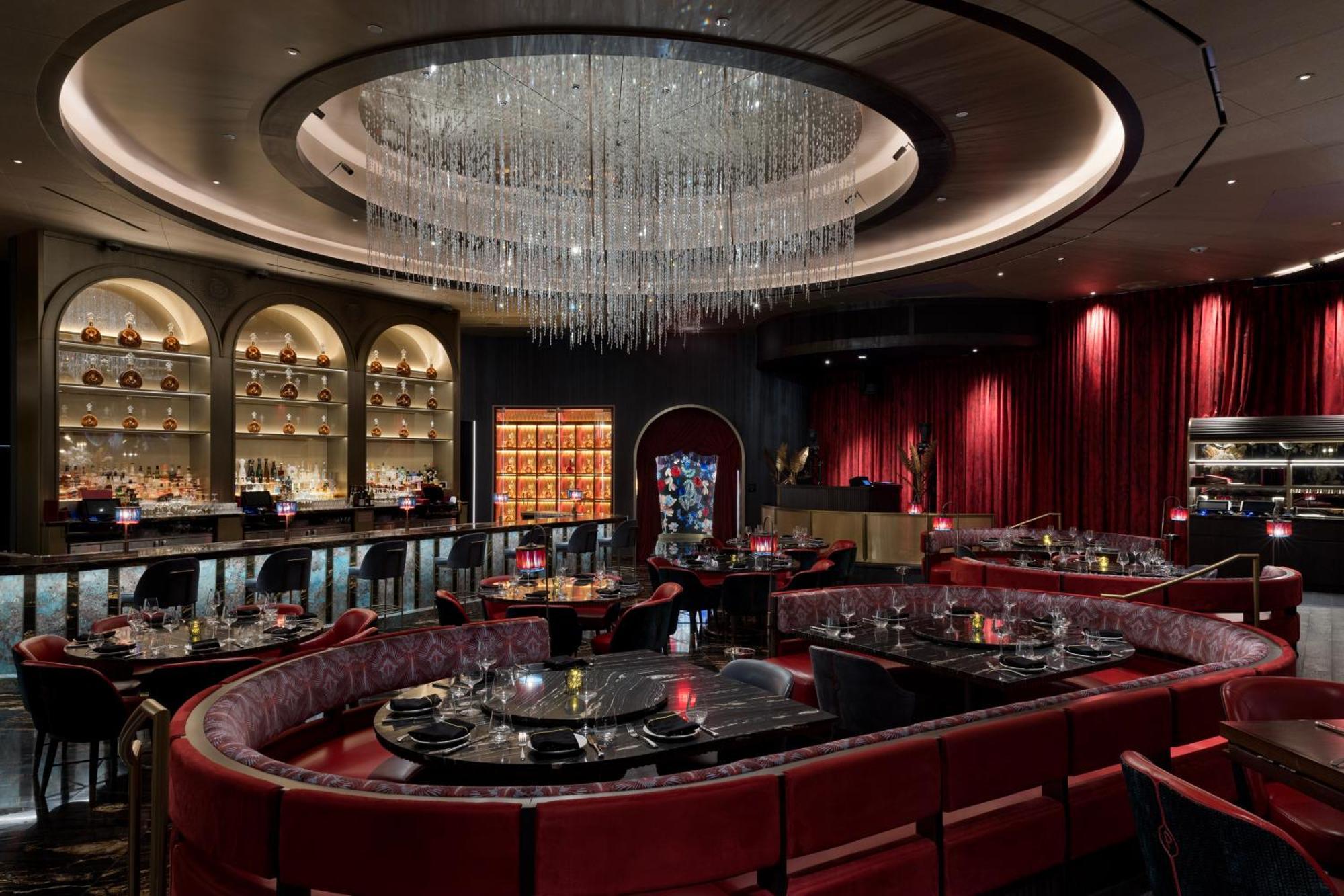 Fontainebleau Las Vegas Bagian luar foto Interior of the restaurant