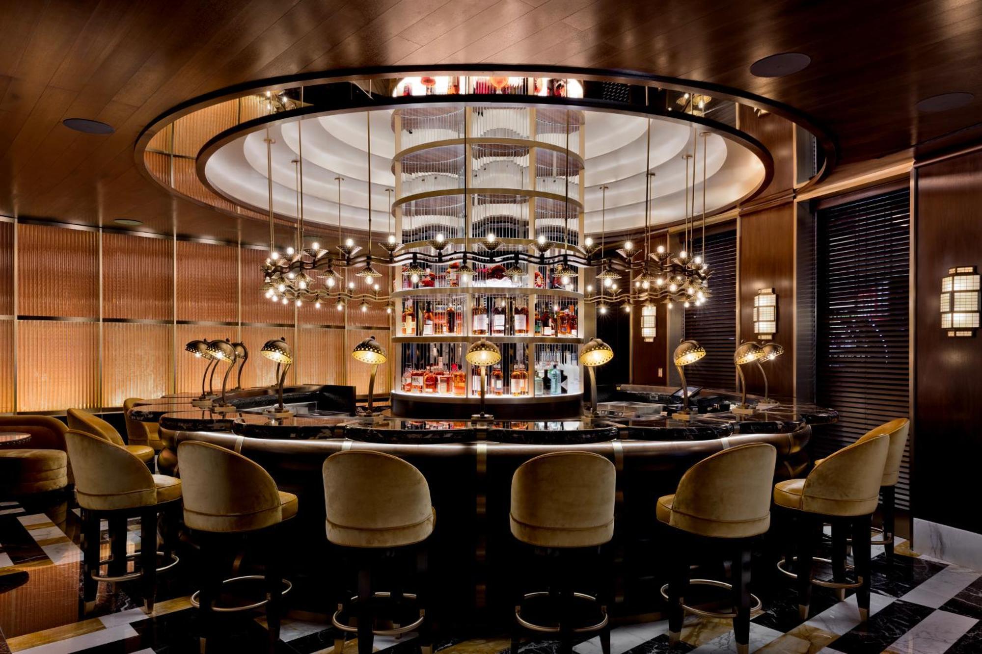 Fontainebleau Las Vegas Bagian luar foto The bar at the Mandarin Oriental Bar