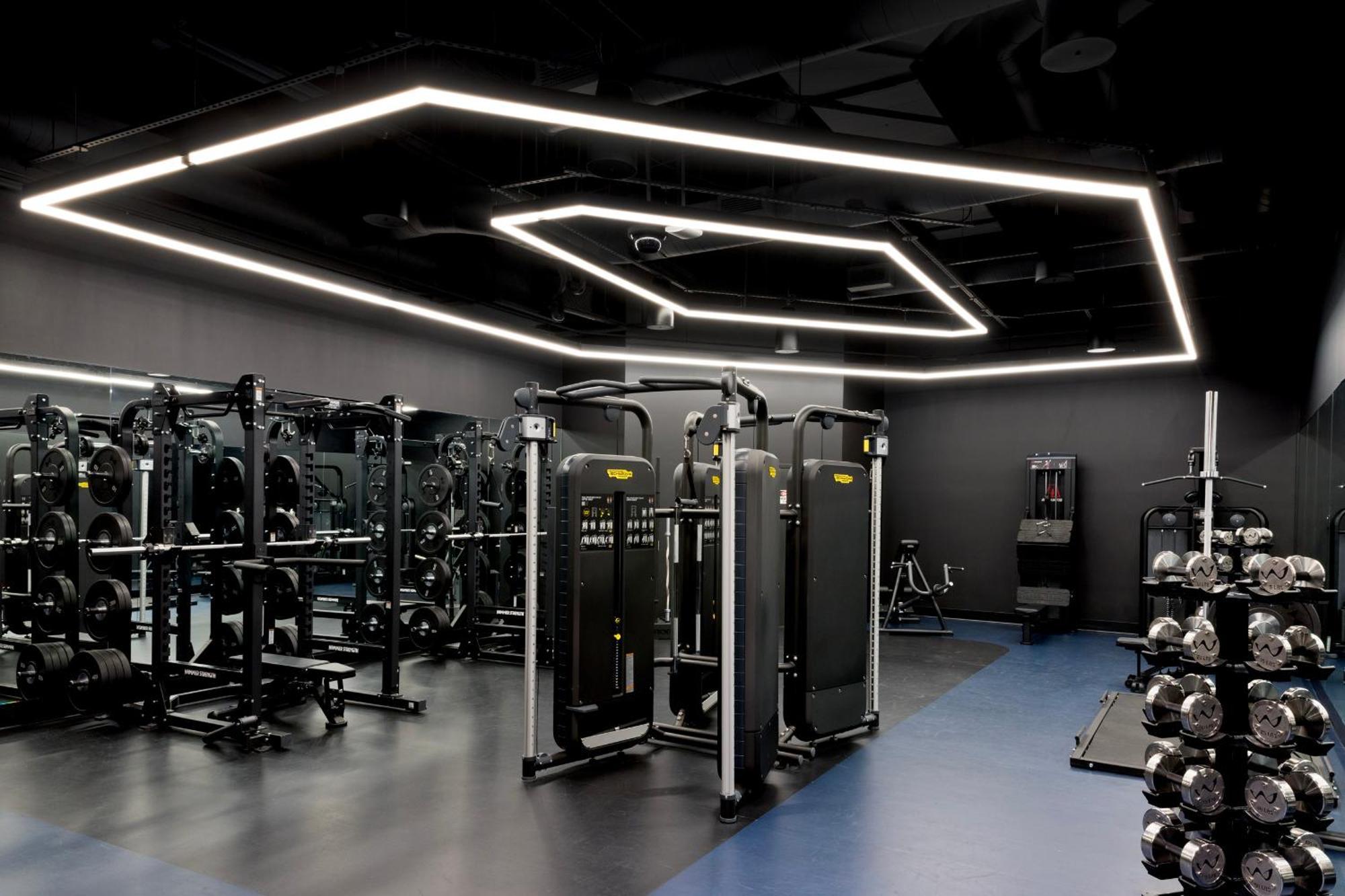 Fontainebleau Las Vegas Bagian luar foto The Fitness Center at the University of Michigan