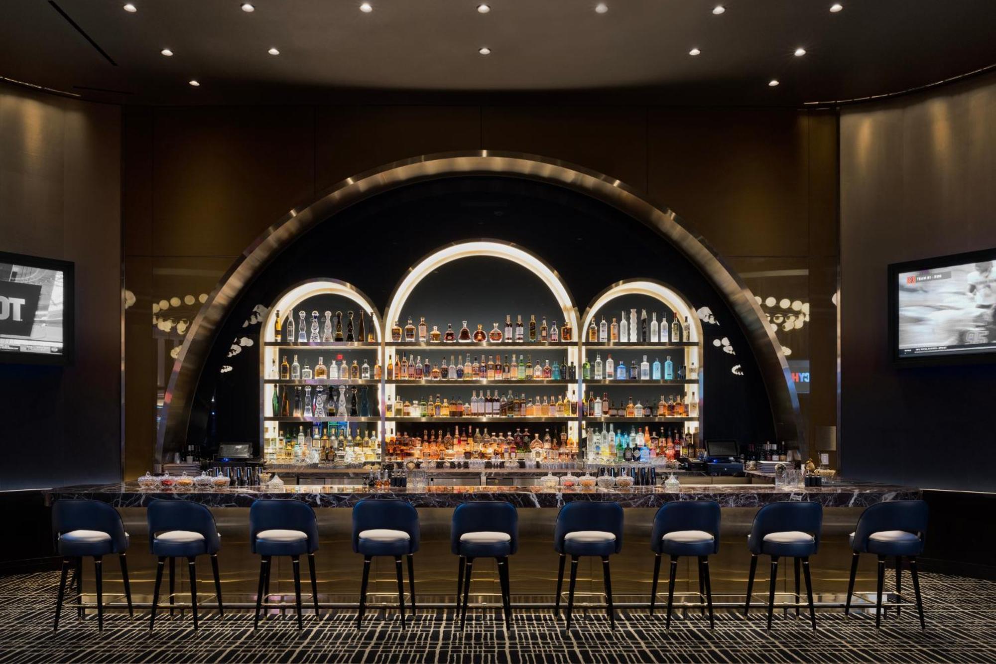 Fontainebleau Las Vegas Bagian luar foto The bar at the Wynn Las Vegas