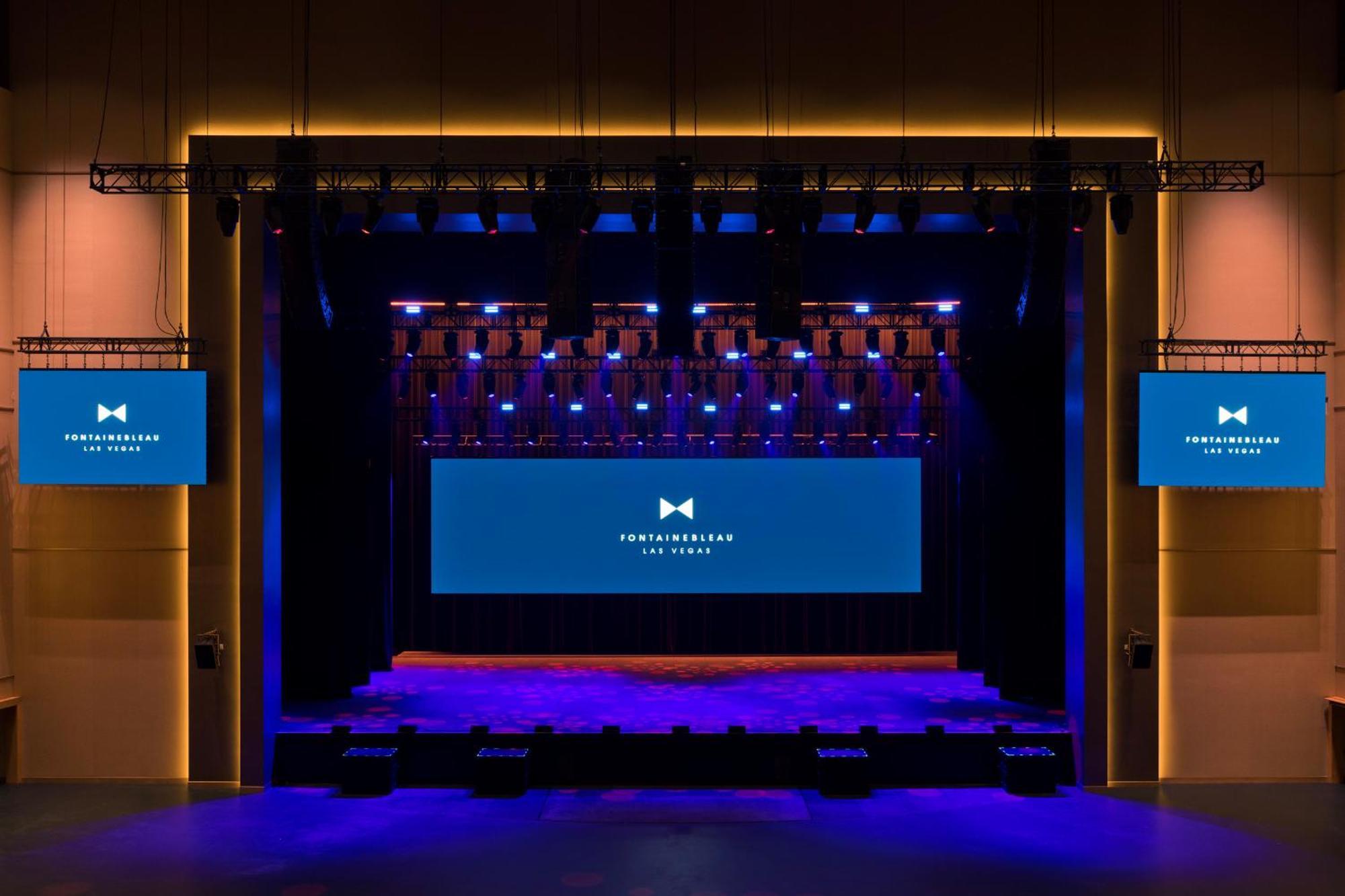 Fontainebleau Las Vegas Bagian luar foto The stage of the theatre
